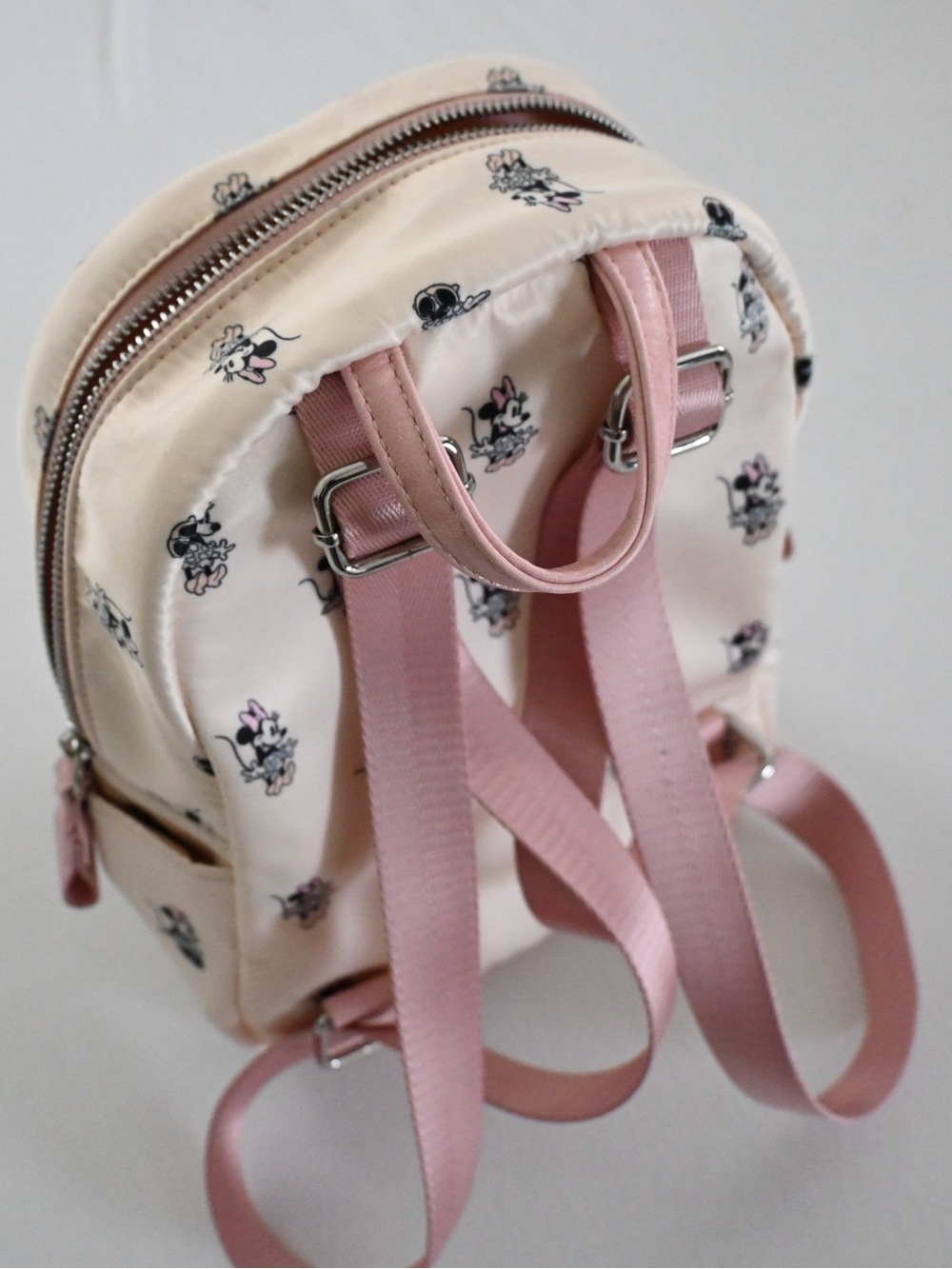 Disney Minnie Mouse Loungefly Mini Satin Backpack Bag - Picture 10 of 10